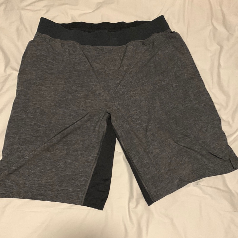Lululemon T.H.E. Short 11" Linerless M - Men | Color: Grey | Size: XL